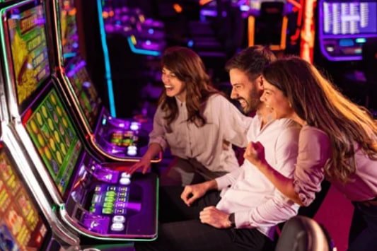 မြန်မာ Online Slot ဂိမ်းကစားသူ အတွေ့အကြုံ
